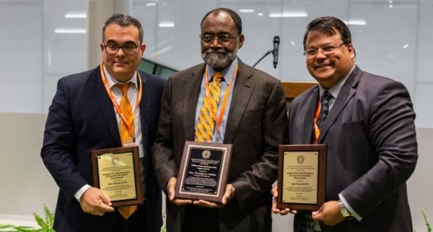 (L to R) Alex Galvez L'07, the Hon. Theodore McKee L'75, and José Perez L'07. Alumni-of-Color-recipients-2019_2